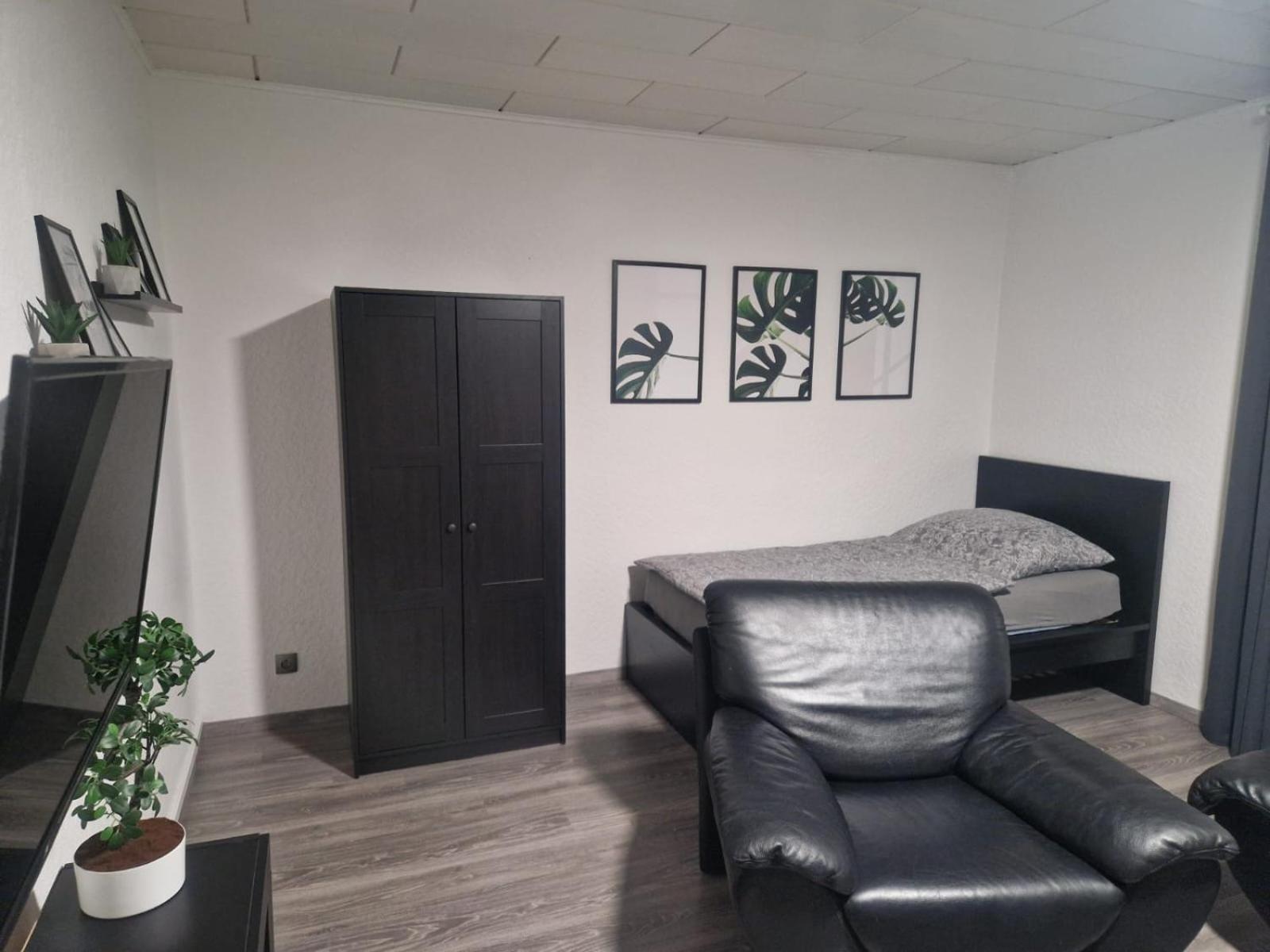 Ferienwohnung Am See Dillich - Ruhige Lage - Eigener Garten - Direkt Neben Einem Natursee Borken  Exterior foto
